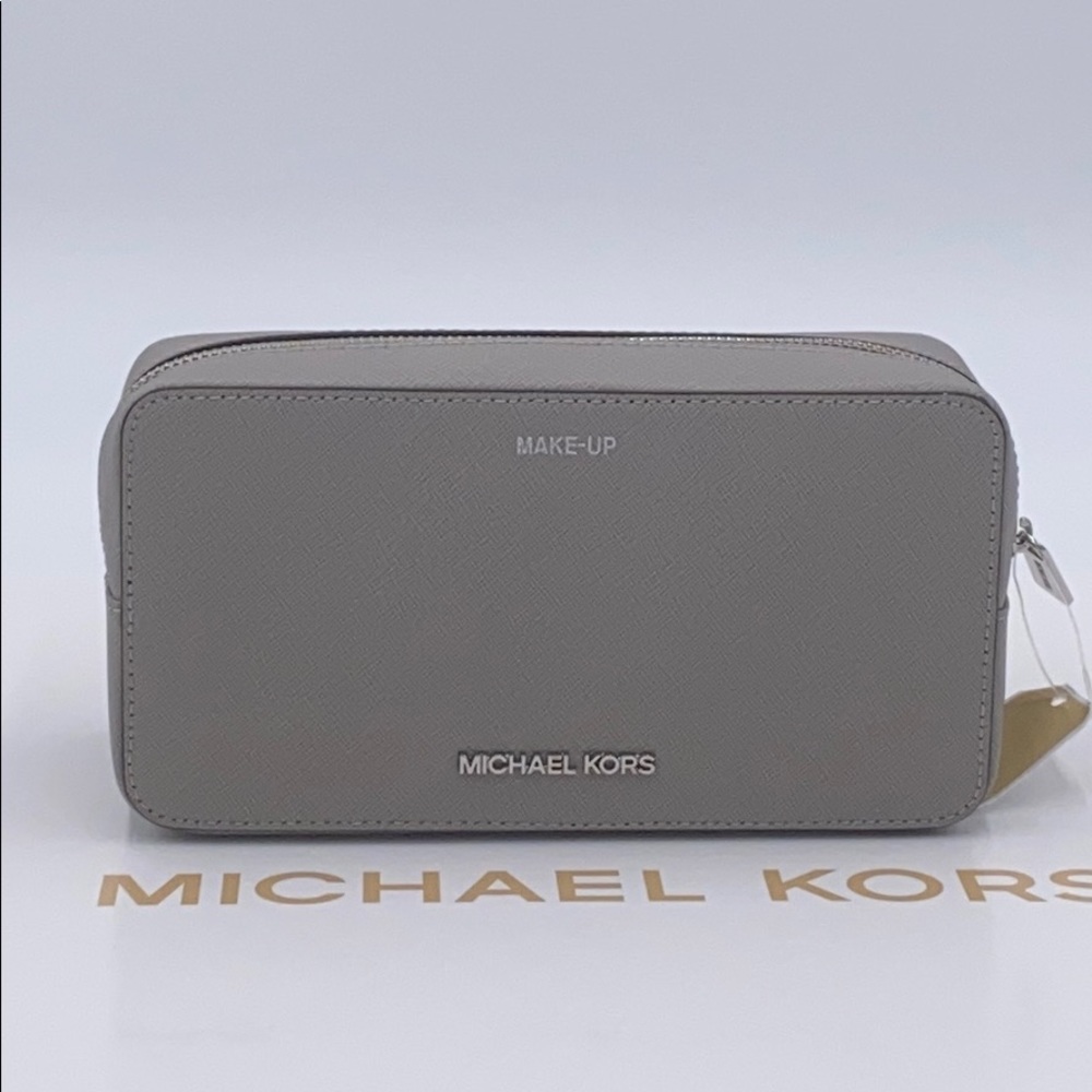 Michael Kors Large Double Travel Pouch Pearl Grey - Picture 5 of 16